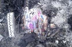 Під час проведення 3 обшуків правоохоронці вилучили 450 капсул під «закладки»