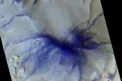 Європейське космічне агентство показало сліди «пилових дияволів» на Марсі