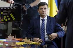 Авторське право художника нібито було порушено відповідачами шляхом незаконного використання  картини «Битва під Берестечком»