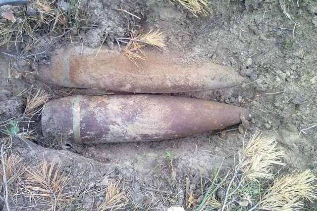 У Києві виявили три снаряди