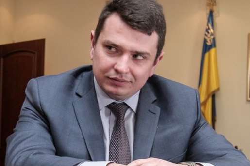 ЗМІ: Активіст розповів про контакти сім'ї голови НАБУ з кримськими бізнесменами