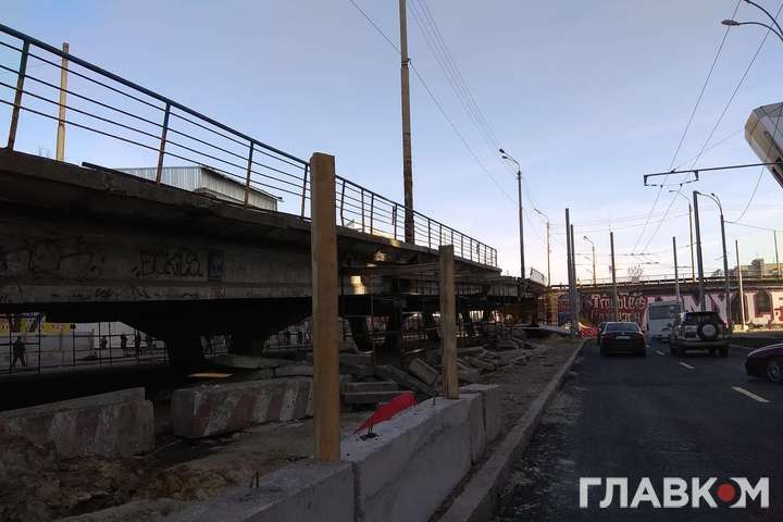 У Шулявського моста з’явилася Instagram-сторінка