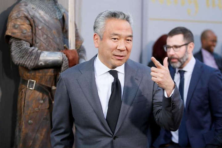 Глава Warner Bros. пішов у відставку через звинувачення в сексуальних домаганнях