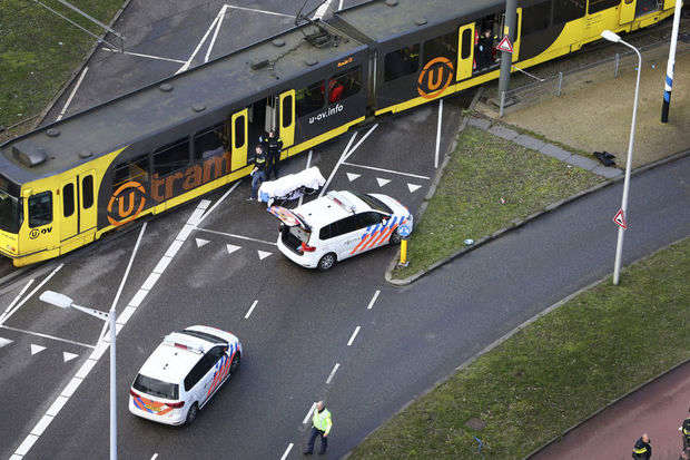 Нападник, який розстріляв людей у трамваї в Нідерландах, нещодавно вийшов з тюрми