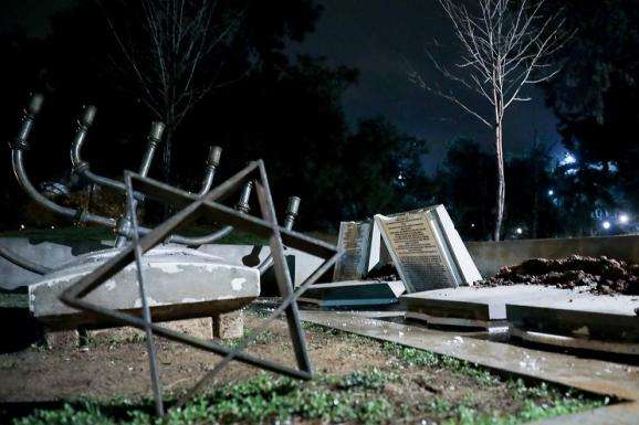 Новий меморіал Голокосту в Греції знову постраждав від вандалів