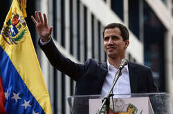 Представники Гуайдо взяли під свій контроль дипломатичні будівлі Венесуели у США