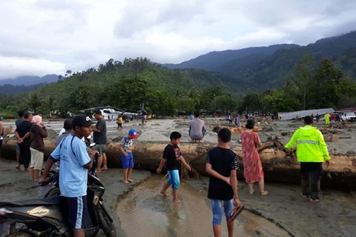 Через повені в Індонезії загинули 89 людей