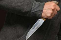 На київському вокзалі іноземець завдав чоловікові п’ять ножових поранень