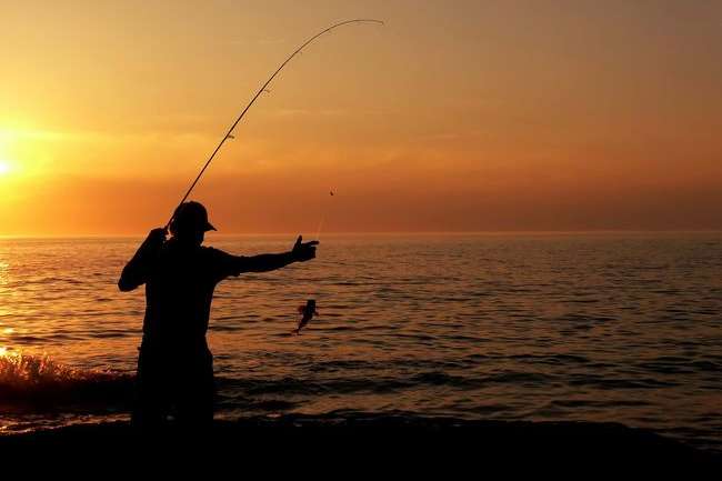 Вінничанам заборонять ловити рибу та раків
