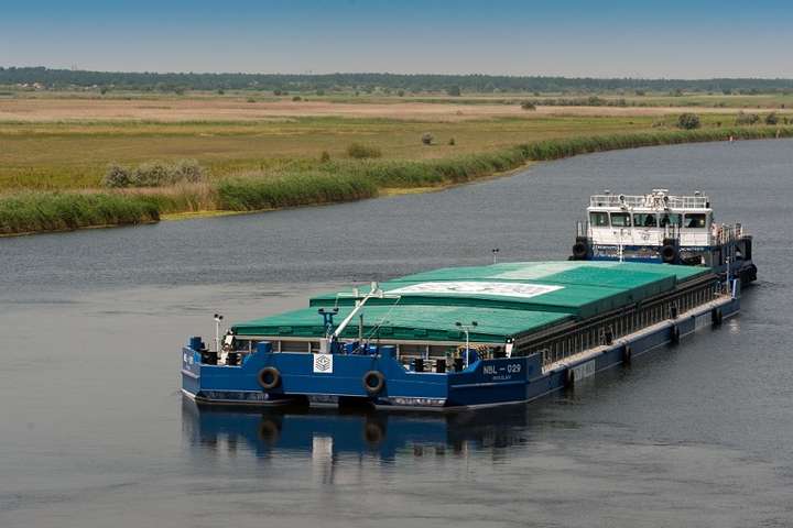 Перевезення вантажів річкою Дніпро за рік зросли на 22,4%