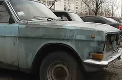 У Києві нарахували майже 600 покинутих автомобілів 