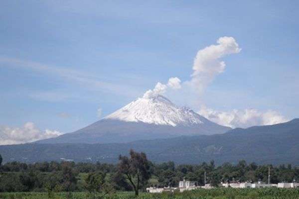У Мексиці знову прокинувся вулкан Попокатепетль 