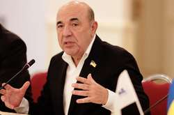 Рабинович: Сегодня парламент рассматривает закон, который уничтожит русский язык в Украине