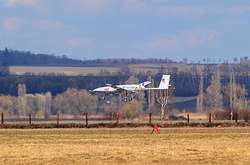 З військового аеродрому Старокостянтинова стартував ударний безпілотник Bayaraktar TB2 (ФОТО)