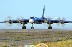 Литва і США провели навчання з бомбардувальником В-52 біля кордону з РФ