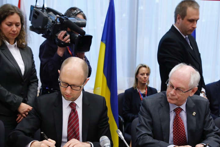Україна стане членом ЄС і НАТО, − Яценюк