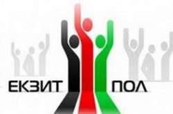 За даними останніх опитувань, вийти до другого туру найвищі шанси мають Володимир Зеленський, Юлія Тимошенко і Петро Порошенко