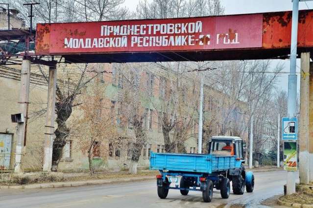 Порошенко зняв санкції з металургійного заводу у невизнаному Придністров'ї