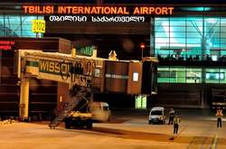 В аеропортах Тбілісі і Батумі змінили правопис українських міст 