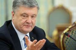 Порошенко прийшов на форум медиків