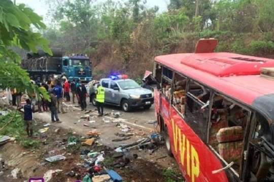 У Гані зіткнулися два автобуси: щонайменше 70 людей загинули 
