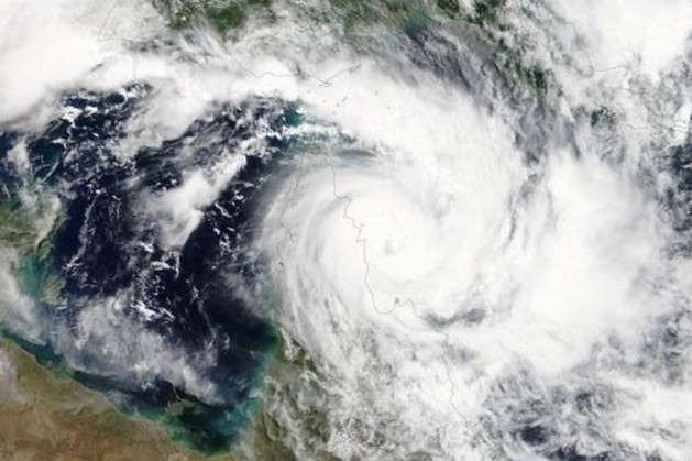 В Автралії розпочалася масова евакуація через наближення циклонів