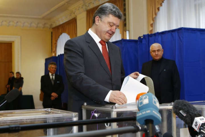 Порошенко заявив, що визнає будь-які результати виборів