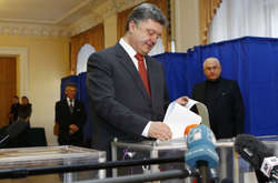 Порошенко заявив, що визнає будь-які результати виборів