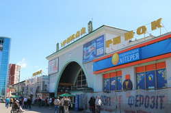 Вінничанин пропонує зробити платну парковку біля ринку «Урожай»