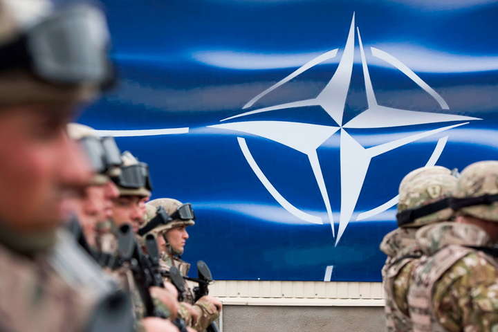 НАТО планує зберігати в Польщі військову техніку США