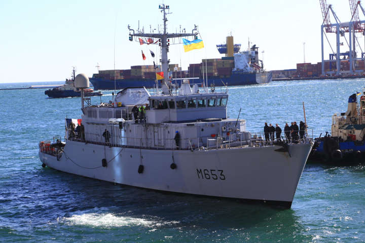 Корабель НАТО зайшов до Одеси: фото