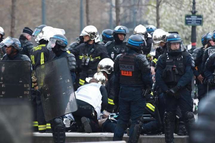 Протести «жовтих жилетів» у Франції: затримано 70 людей