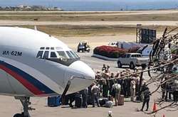 За відомостями видання El Nacional, групою зі ста чоловік командує начальник Головного штабу Сухопутних військ генерал-полковник Василь Тонкошкуров