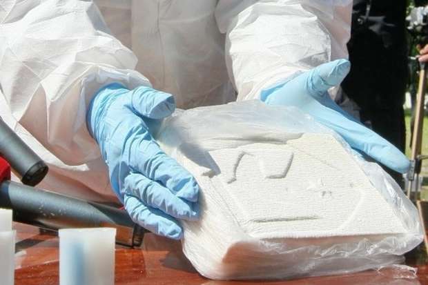 Румунська поліція знайшла у покинутому човні партію кокаїну на 350 млн євро