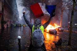 У Франції ув’язнили майже тисячу учасників протестів «жовтих жителів»