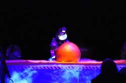 В США школьники поставили жуткий спектакль по фильму «Чужой»