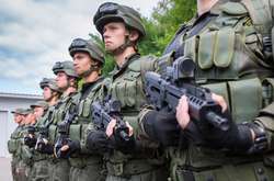 Арсеній Яценюк вважає, що сьогодні без Національної гвардії не можна уявити безпеку країни