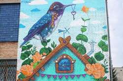 У Києві з'явився живий мурал (фото)