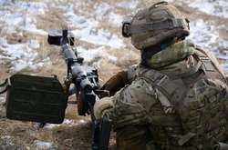 Доба на Донбасі: 23 обстріли, поранений військовий