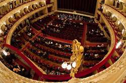 Сьогодні у світі відзначають День театру