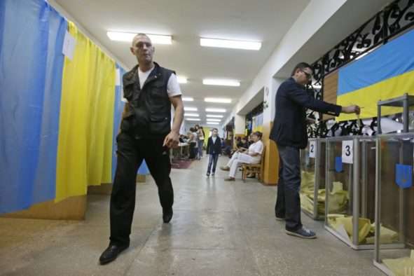 Розвідка повідомила, як РФ планує втручатися в українські вибори 