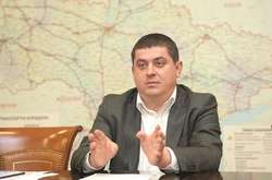  Керівник фракції «Народний фронт» Максим Бурбак каже, що не поділяє рішення брата залишатися в Криму 