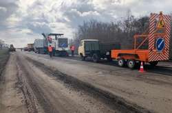 Розпочався ремонт дороги Харків - Лозова