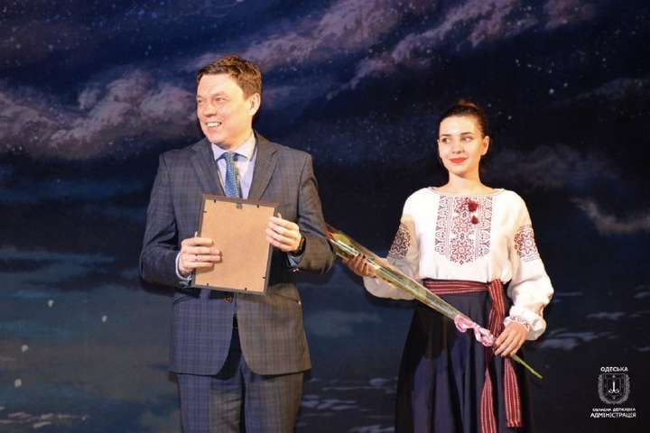 В Одеській області з професійним святом привітали працівників театрів