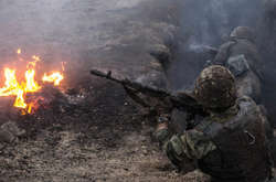 Окупанти на Донбасі знову обстрілювали позиції українських військових