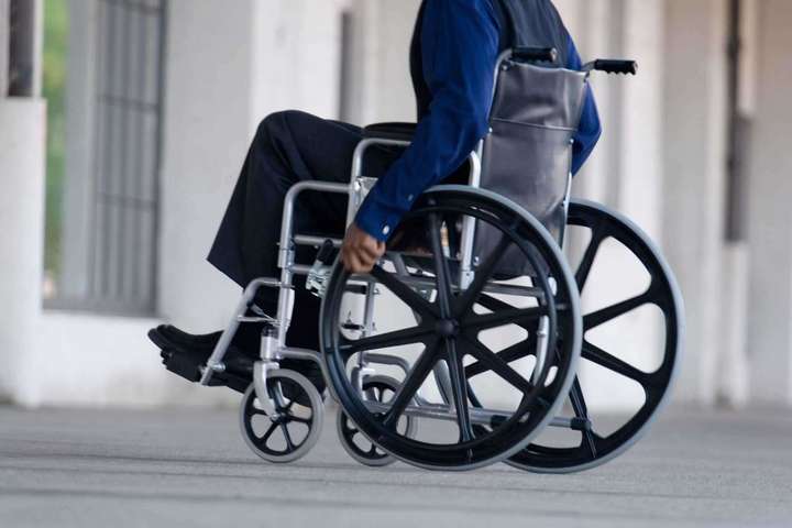 В Україні роботодавців зобов'яжуть облаштовувати робочі місця для людей з інвалідністю