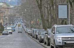 За два місяці Київ заробив на паркуванні близько 12 млн грн