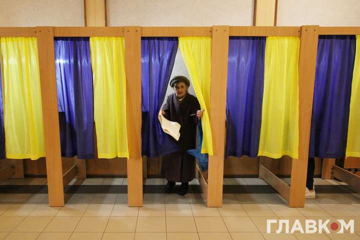 У Києві усі виборчі дільниці працюють у штатному режимі 