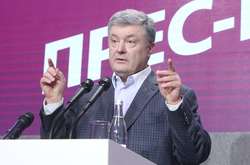 Президент Петро Порошенко готуватиметься до другого туру виборів