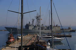 Корабли НАТО зашли в порт Одессы